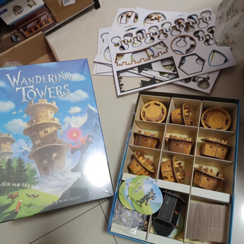 Wandering Towers Strategy Boar - огляд і ціна Board Game Family