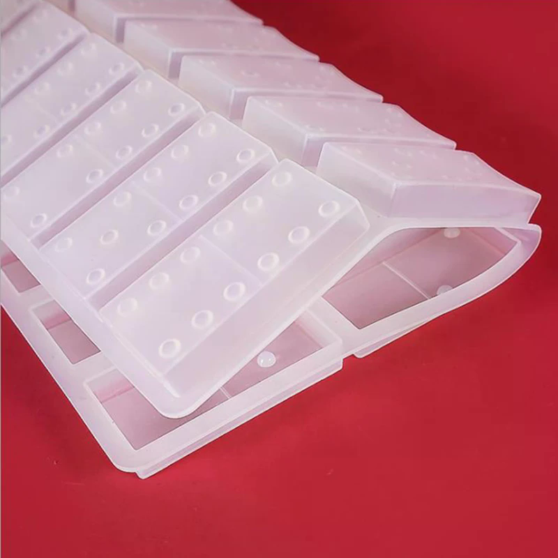 Silicone Dominoes Game Toy Mak - огляд і ціна Board Game Monopoli